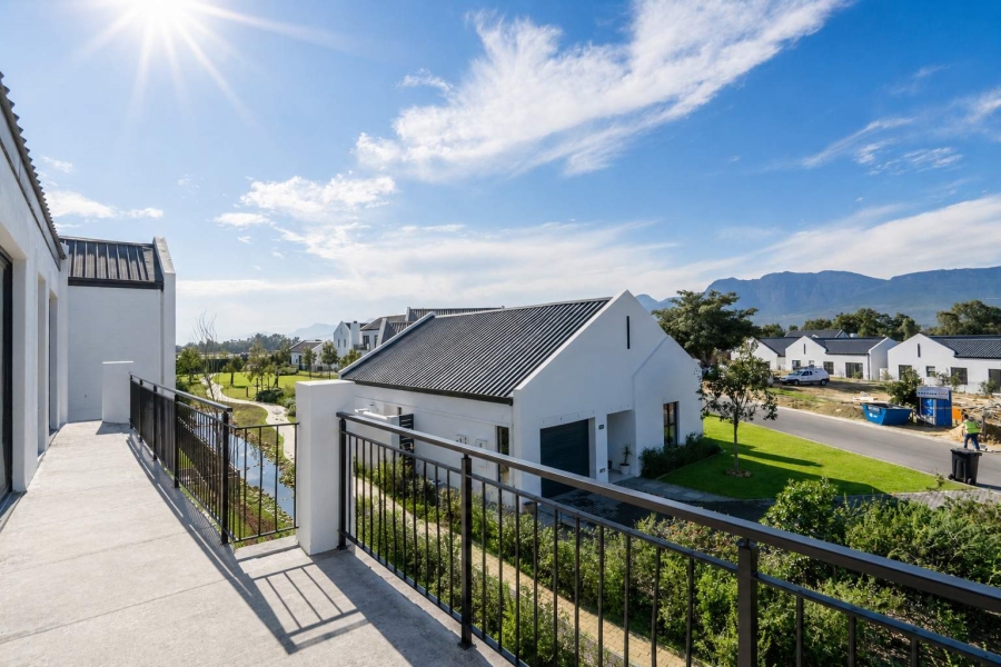 4 Bedroom Property for Sale in Paarl Valleij Lifestyle Estate Western Cape